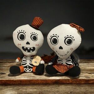 NWT Sweet Street Day of the Dead Skeleton Pair Table Top Weighted Bottom Dolls